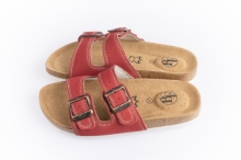 Dámské pantofle v červené barvě